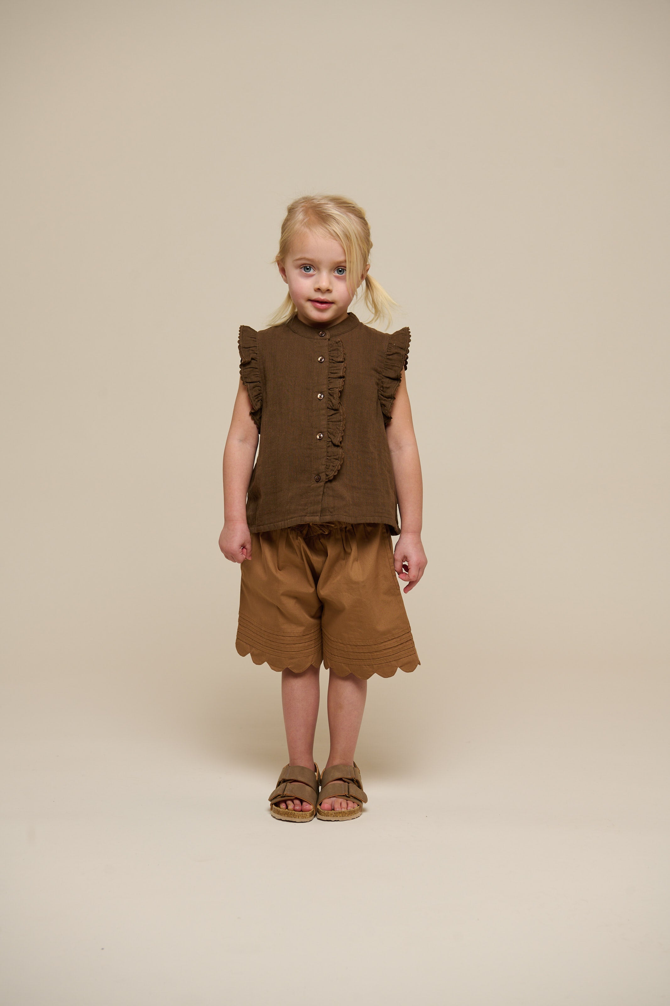 Ärmelloses Top aus Gaze - Kids - Dark Brown | 100928 Jasmine