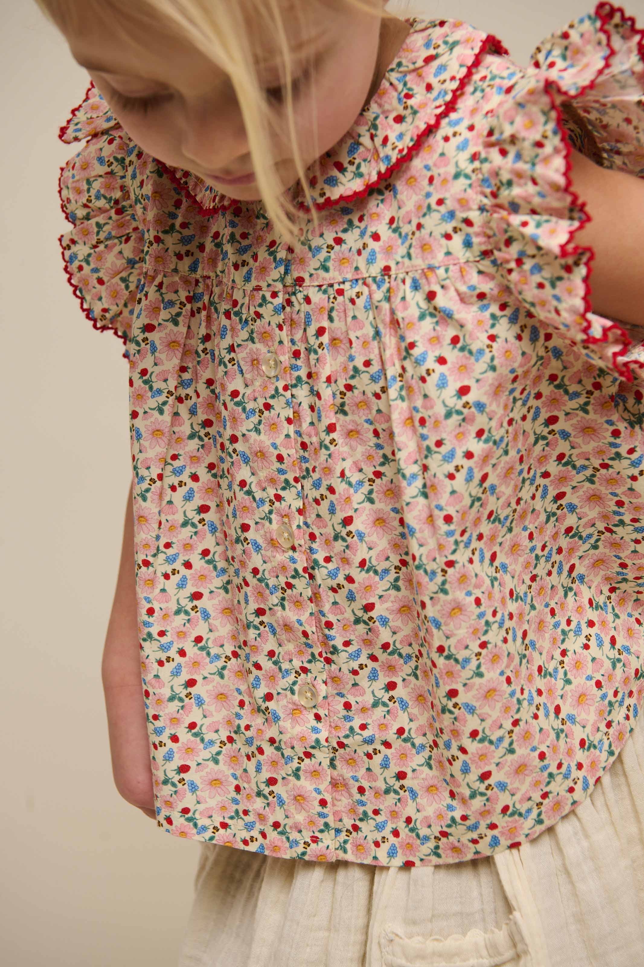 Poplin-Top mit Blumenmuster und Rüsche - Kids - Rose | 100948 Poppy
