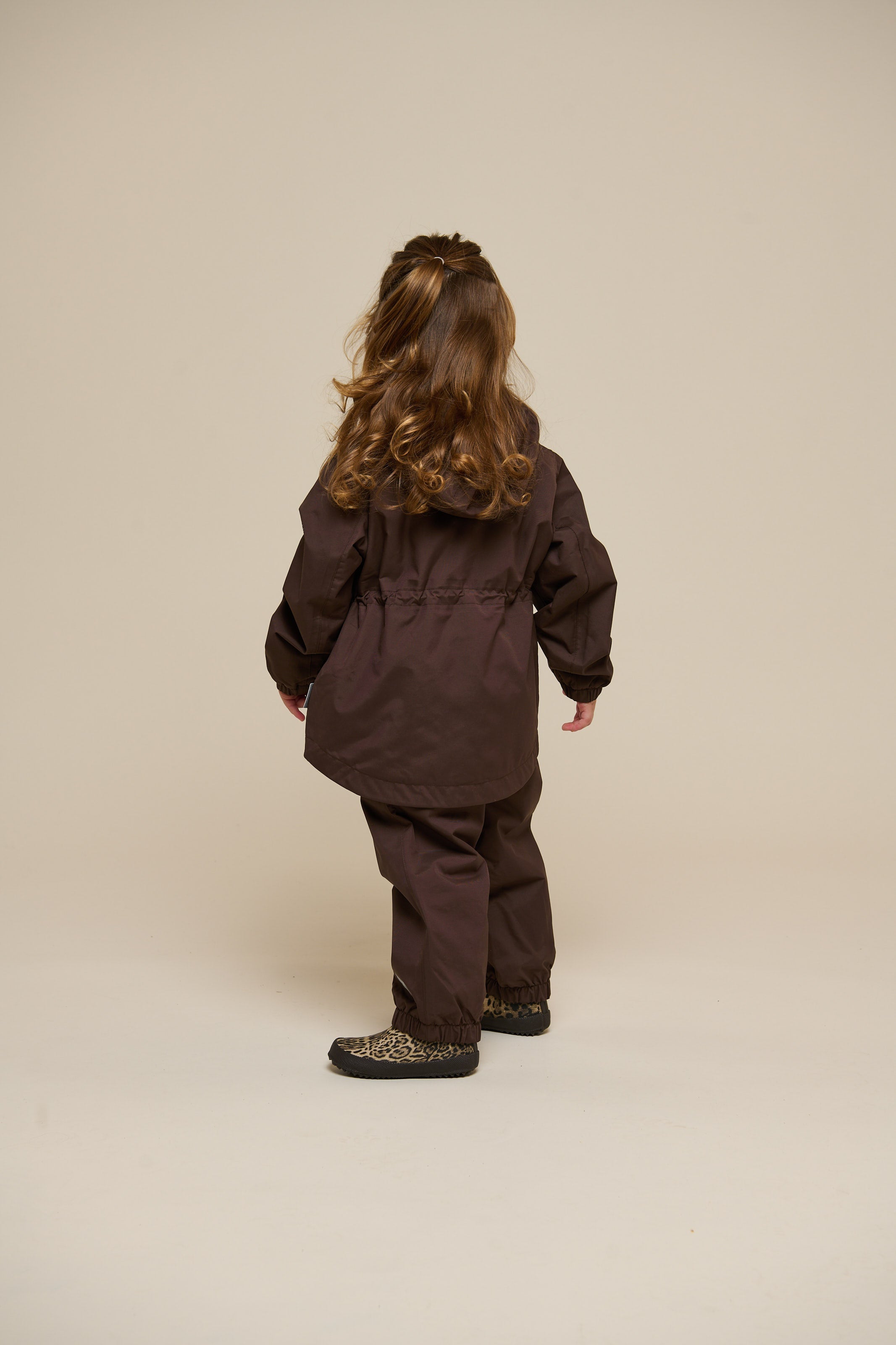 Shell Jacke mit Kordelzug - Kids - Chocolate | 100497 Lucy