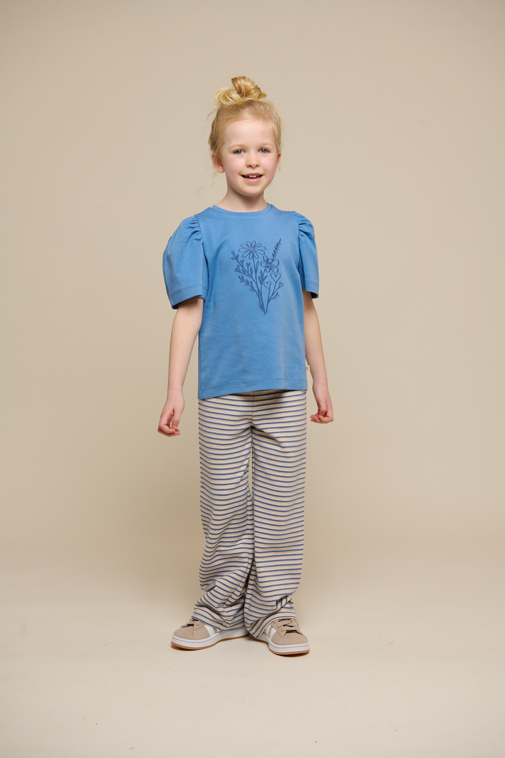 T-Shirt mit Stickerei - Tween - Dusty Blue | 101238 Amanda