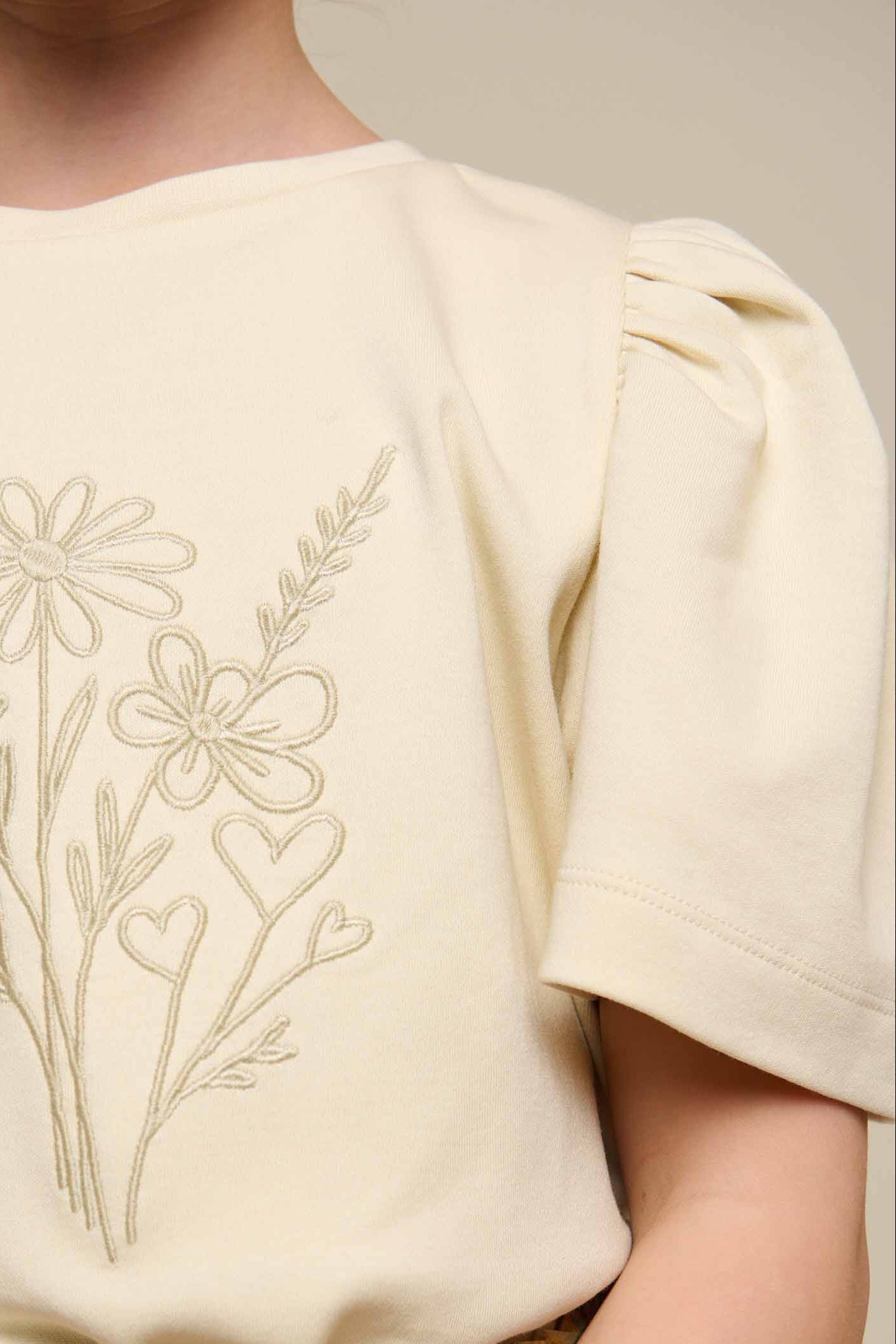 T-Shirt mit Stickerei - Tween - Offwhite | 101236 Amanda