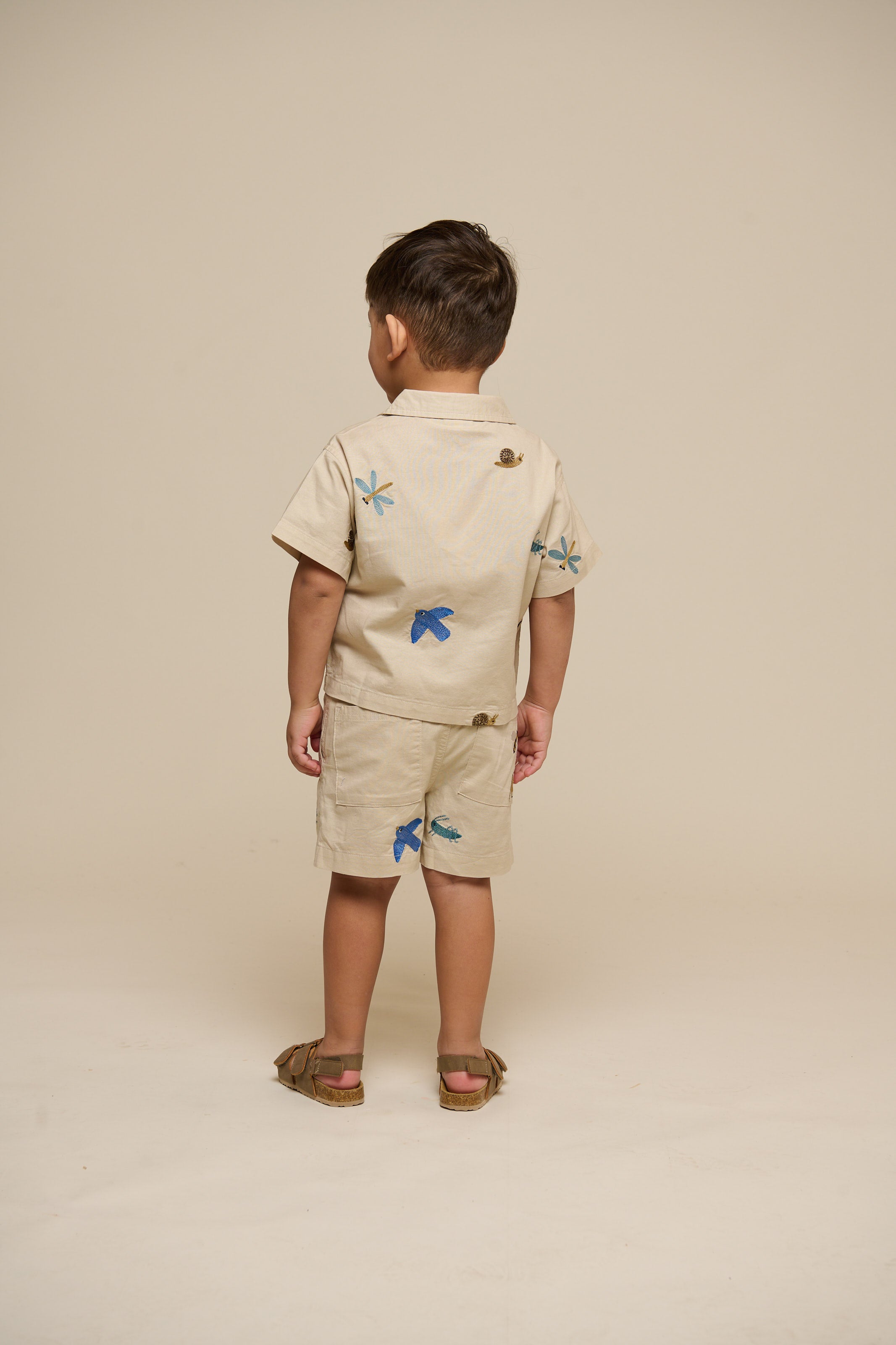 Besticktes Kurzarm-Baumwollhemd - Kids - Light Beige | 101061 Erik