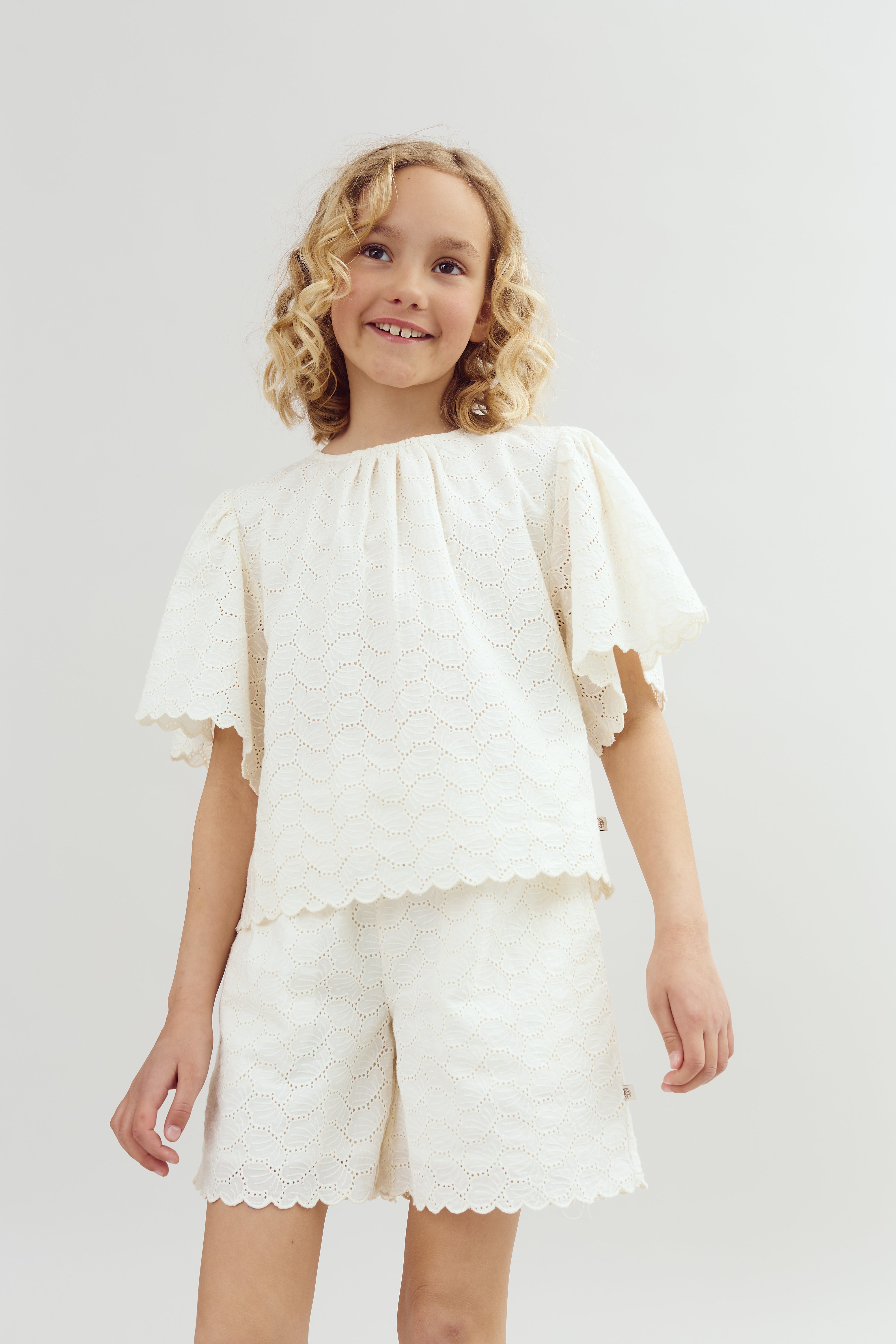 Schmetterlingsstickerei Shorts - Tween - Off White | 100436 Karla