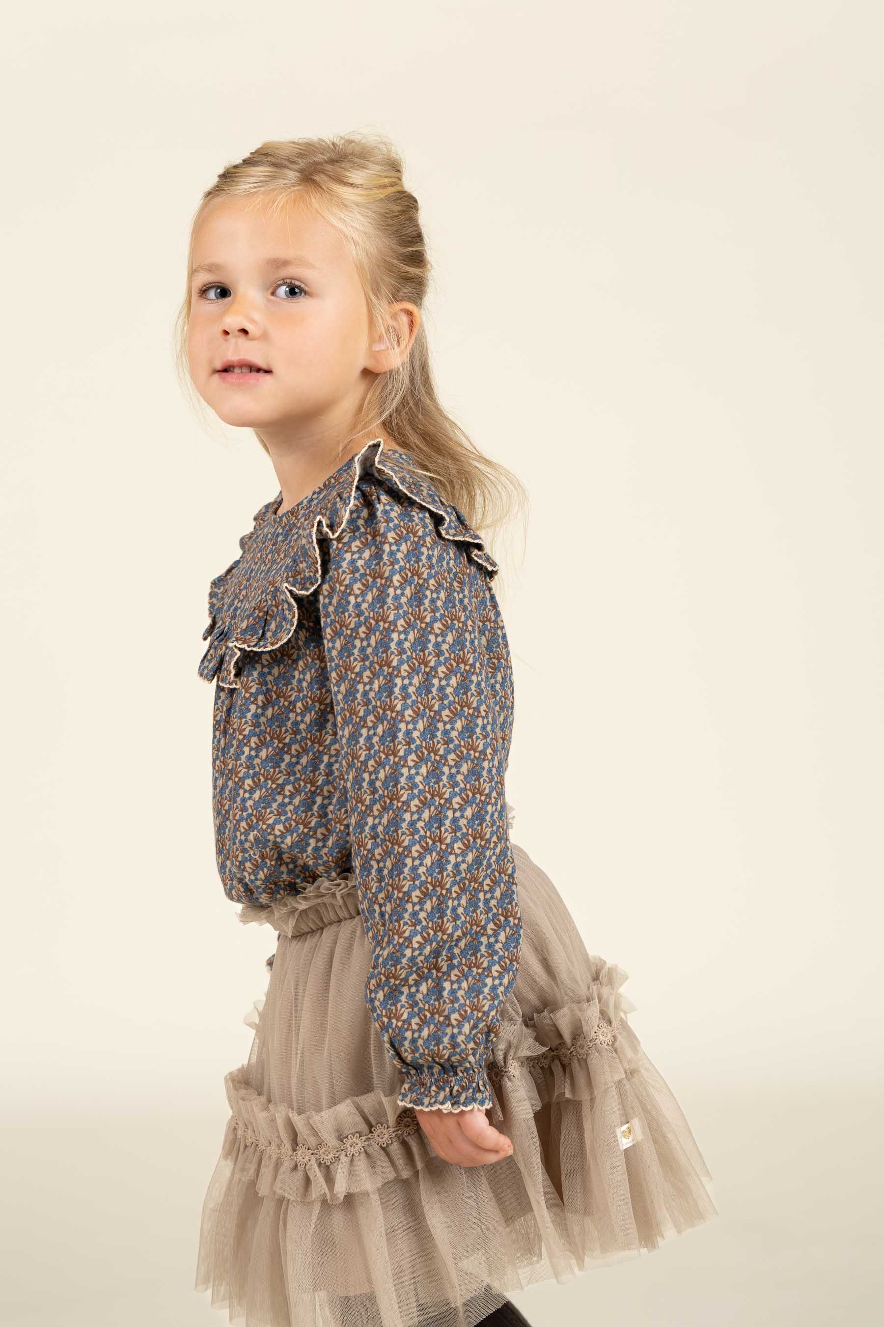 Bedruckte Zwei-Wege-Bluse aus doppelter Gaze - Kids - Blue / Brown | 100729 Maggie