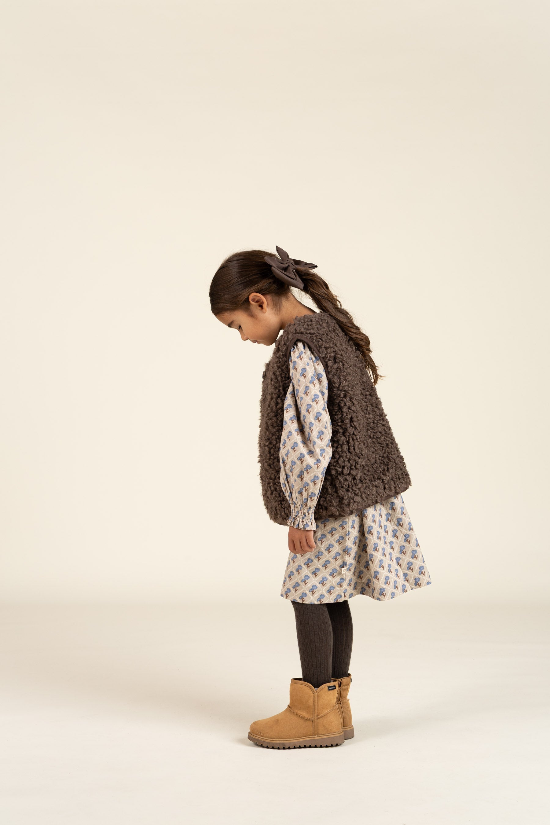 Bedrucktes Kleid aus Baumwollpopeline - Kids - Caffe Latte w. Blue | 100803 Amine