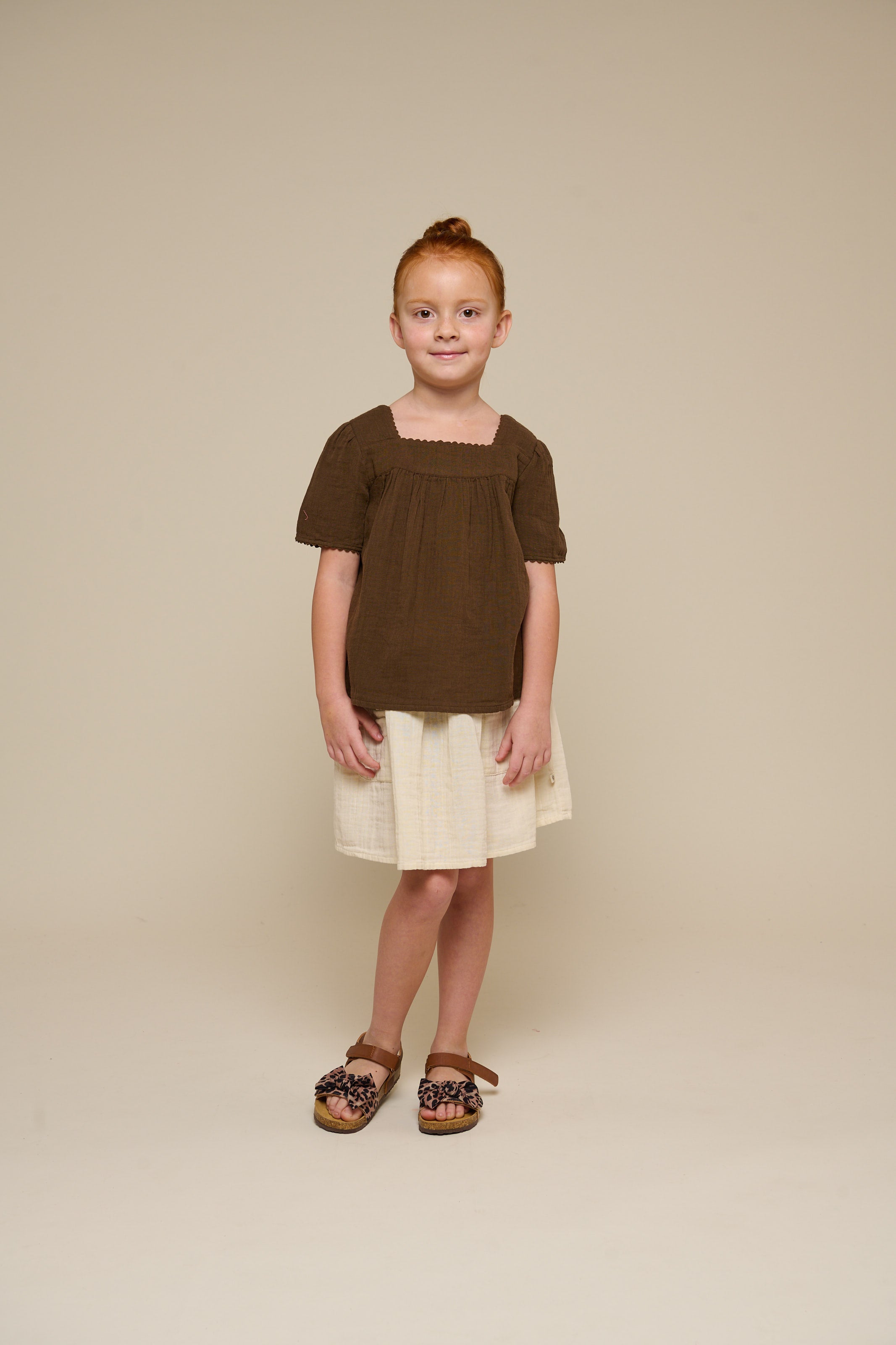 Gauze-Bluse mit Kurzen Ärmeln - Tween - Dark Brown | 100917 Jasmine