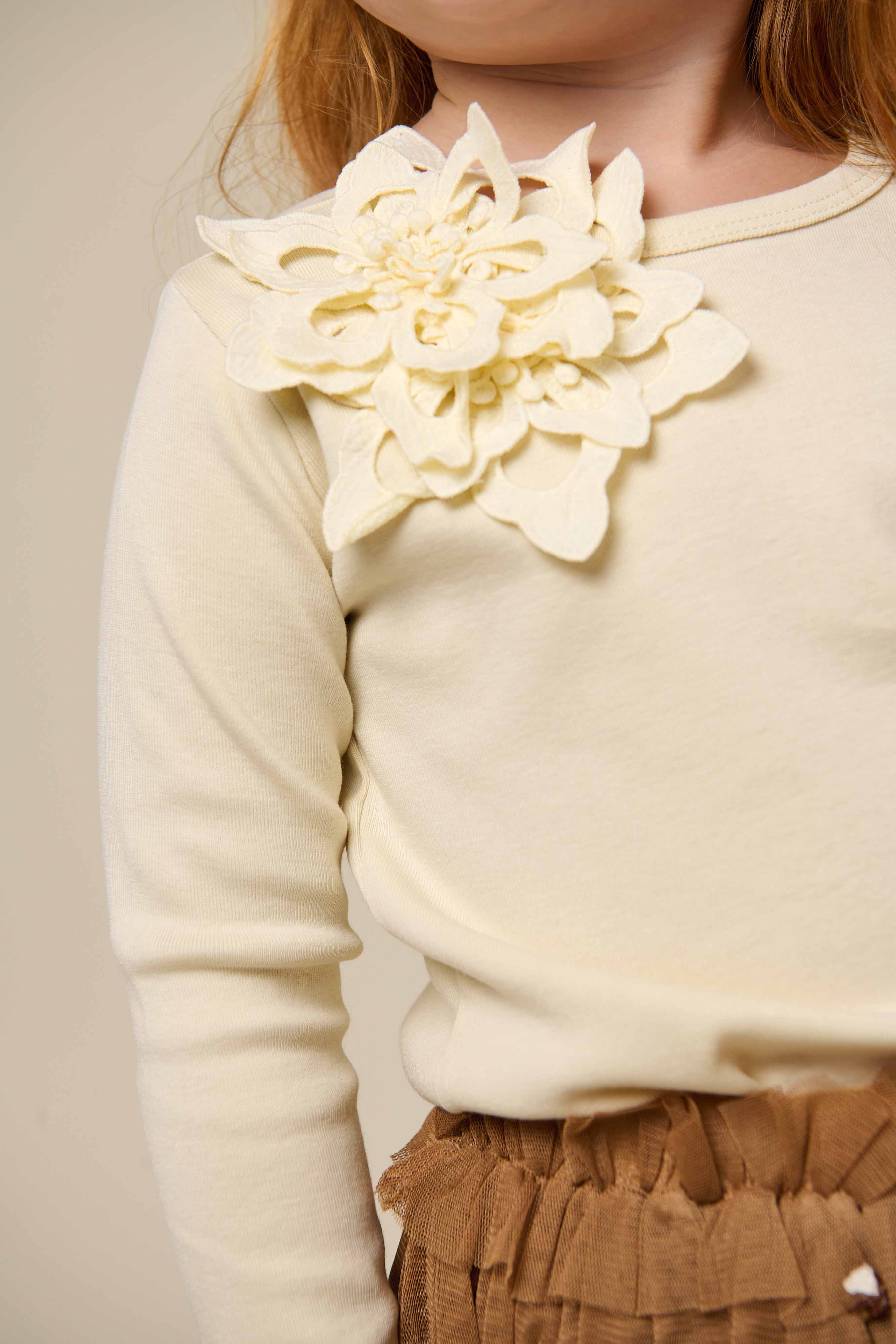 T-Shirt mit Blumenapplikation - Kids - Offwhite | 101231 Sarah