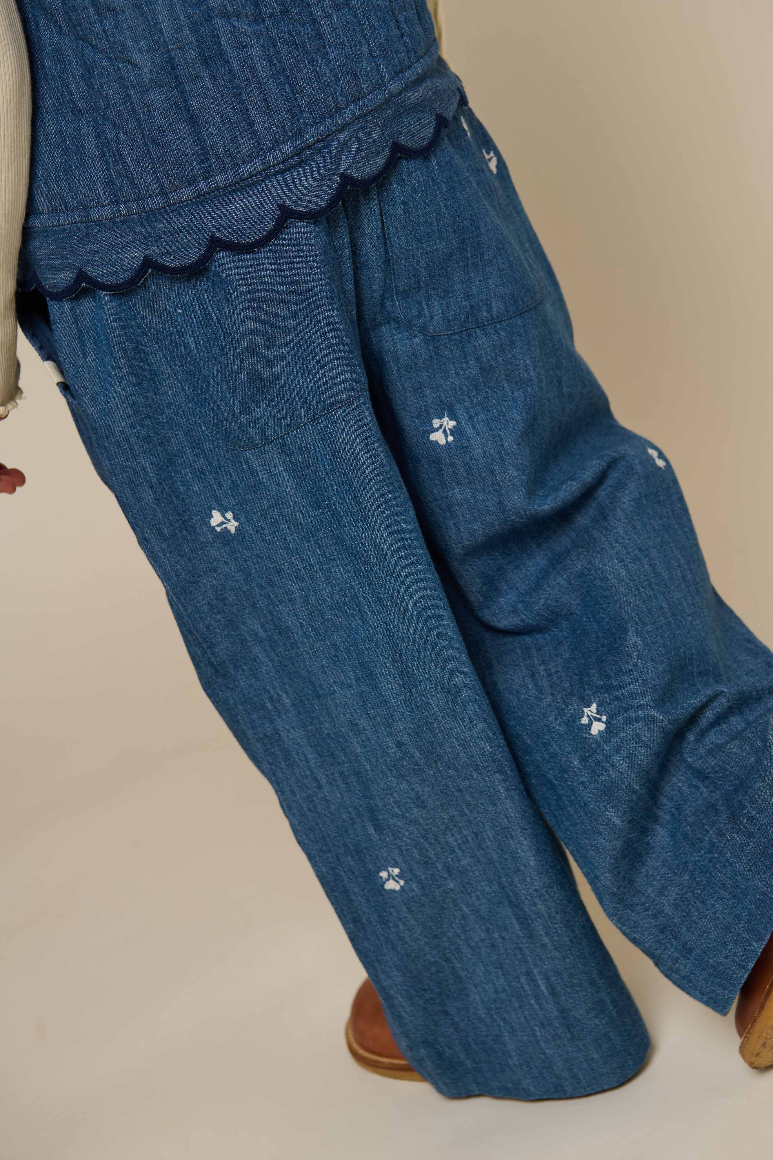 Bestickte Leichte Denim-Hose - Kids - Blue Denim | 101050 Isabella