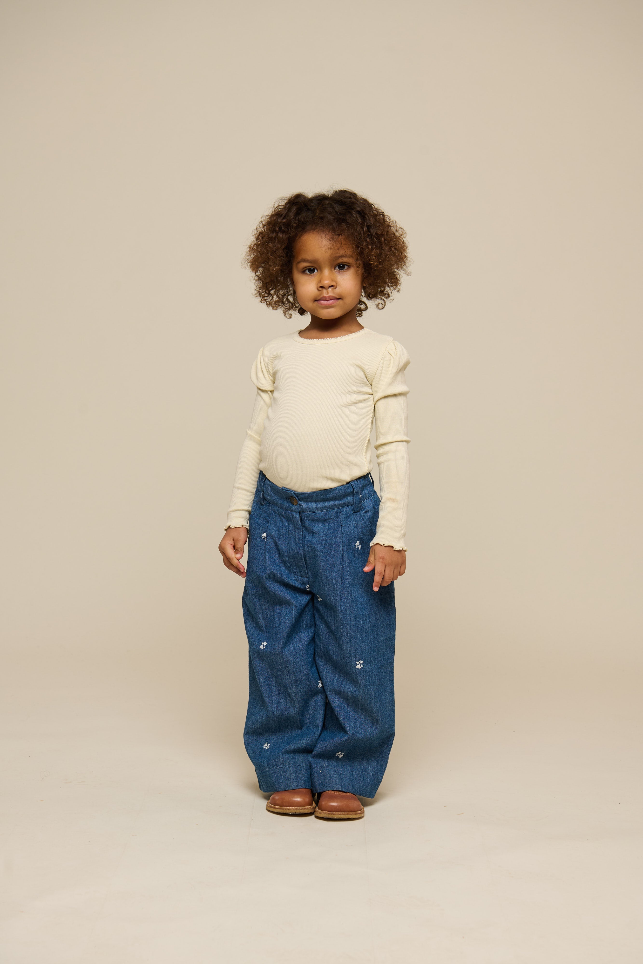 Langärmeliges T-Shirt aus Modalripp - Kids - OffWhite | 101312 Lottie