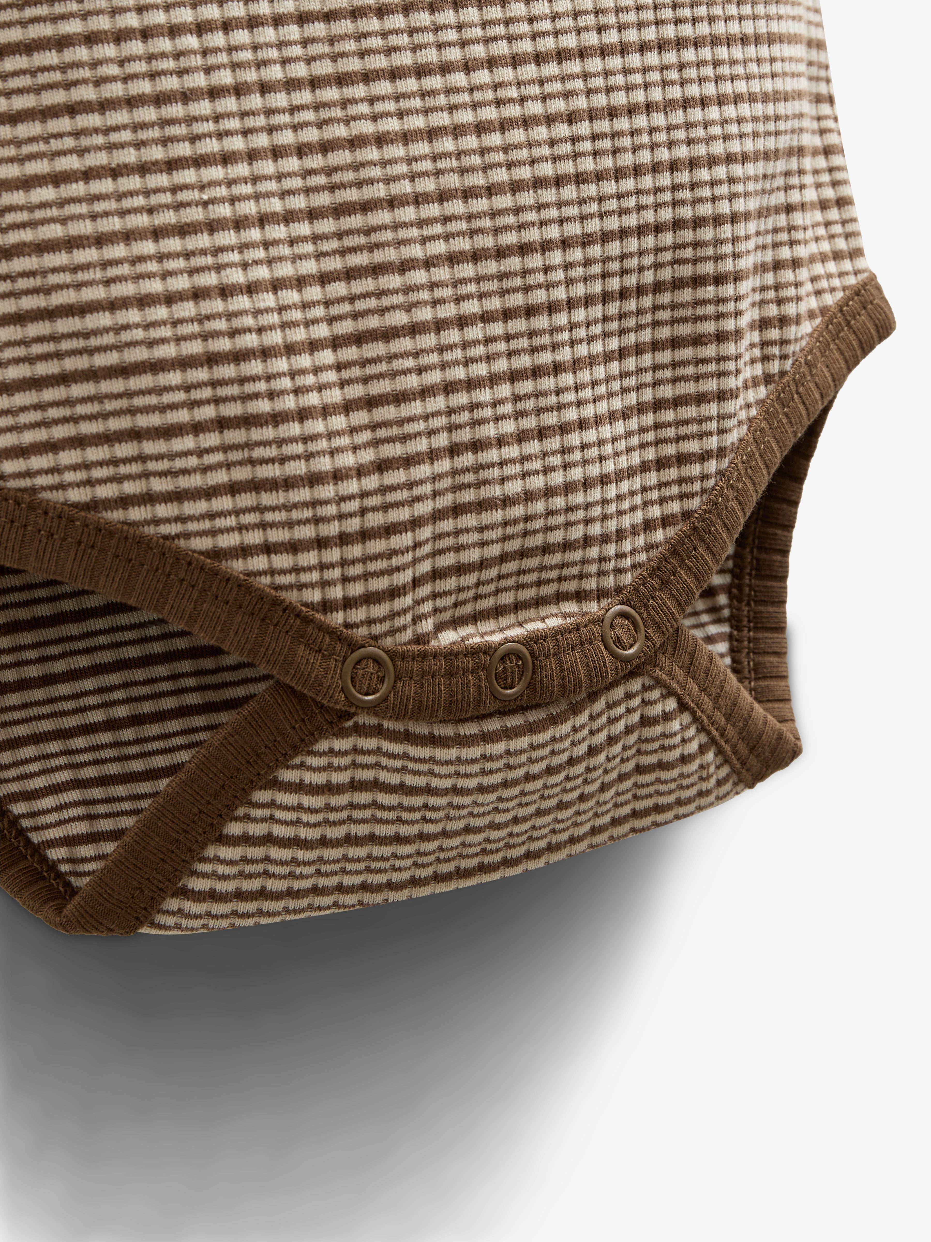 Langärmeliger Baumwoll-Ripp-Body - Kids - Coffee Stripe | 100559 Manson