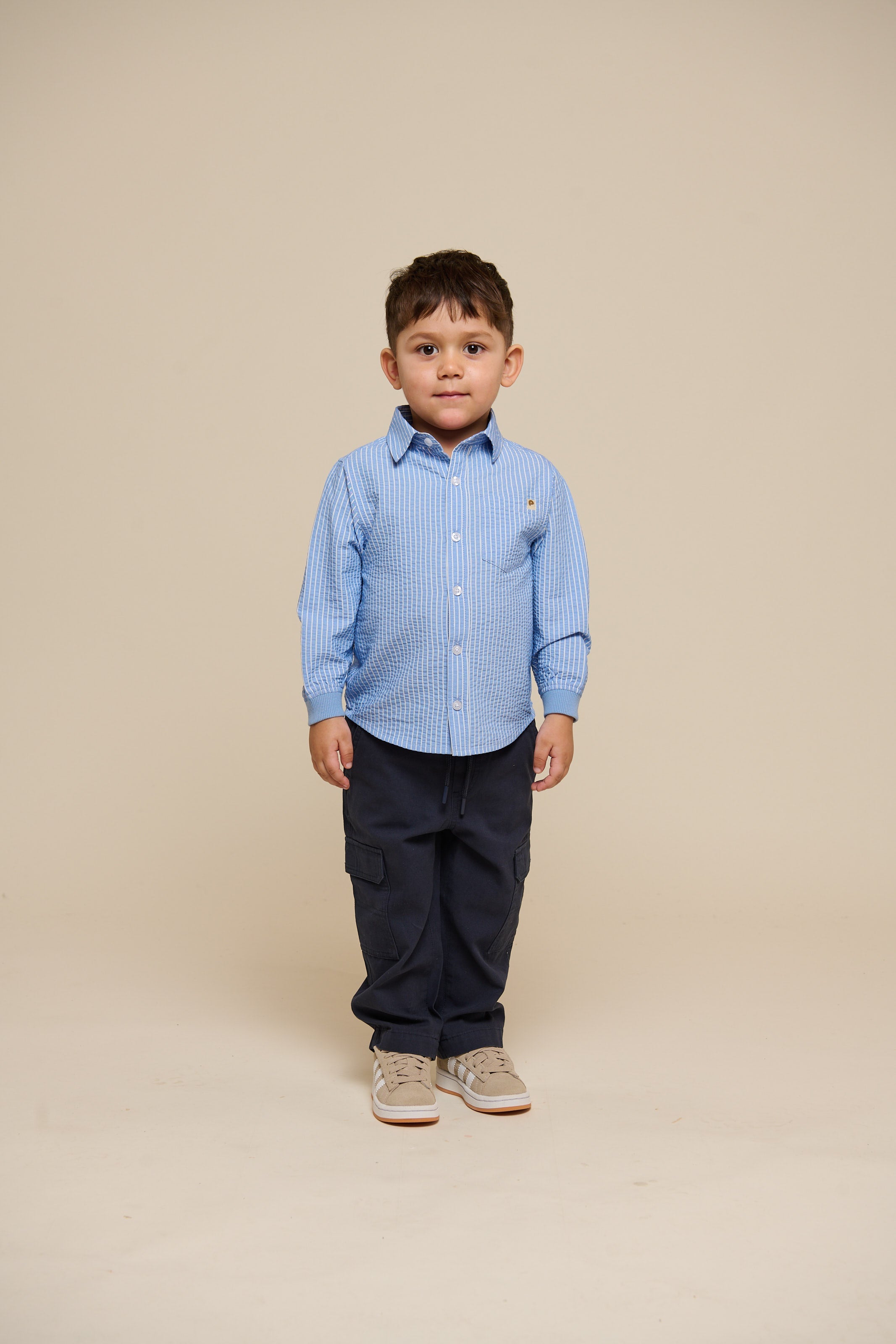 Gestreiftes Seersucker-Hemd mit Rippbündchen - Kids - Blue Stripe | 101348 Patrick