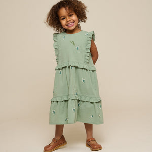 Besticktes Seersucker-Kleid - Kids - Dusty Green | 100976 Nora