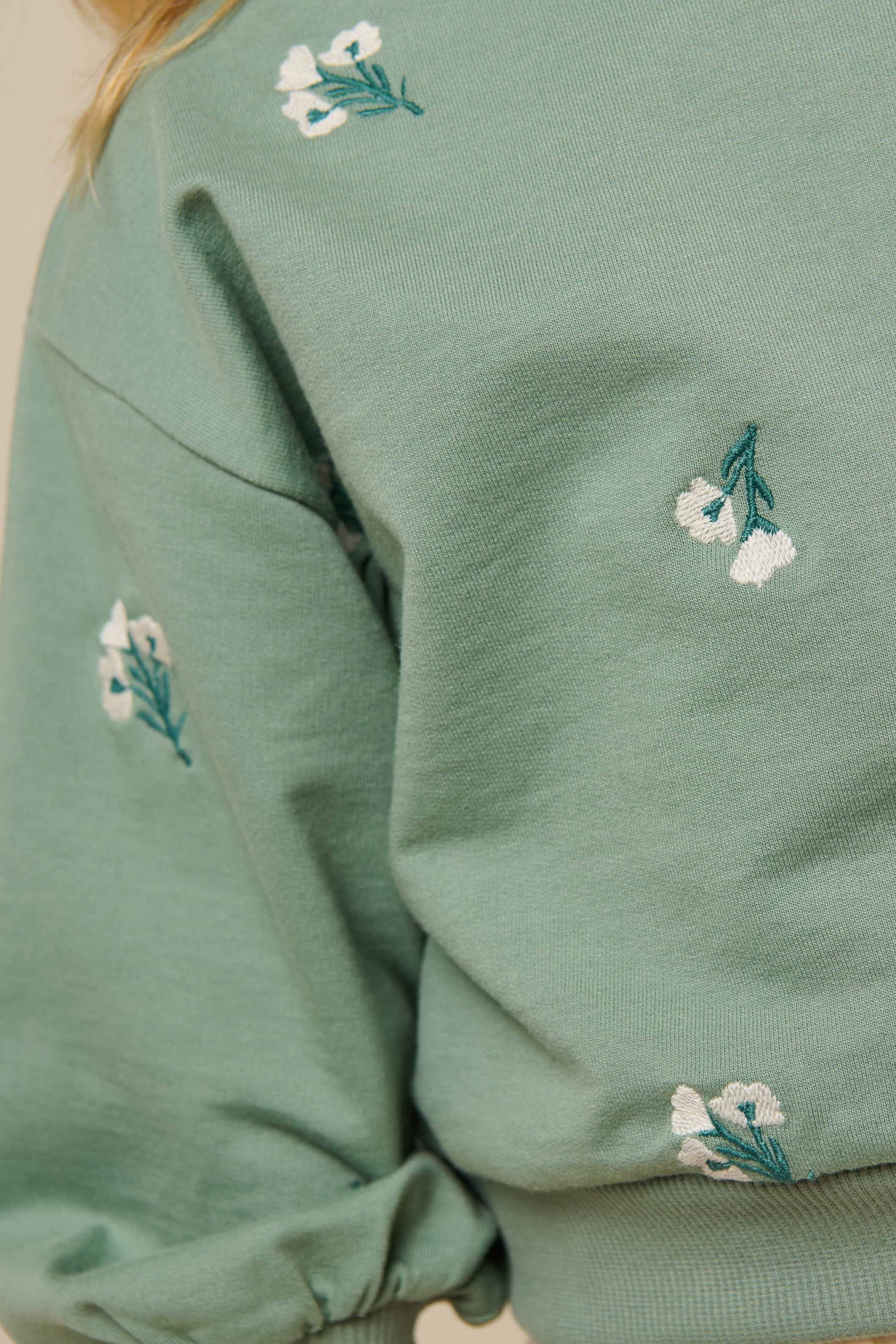 Besticktes Crewneck Sweatshirt - Tween - Dusty Green | 101212 Kimber