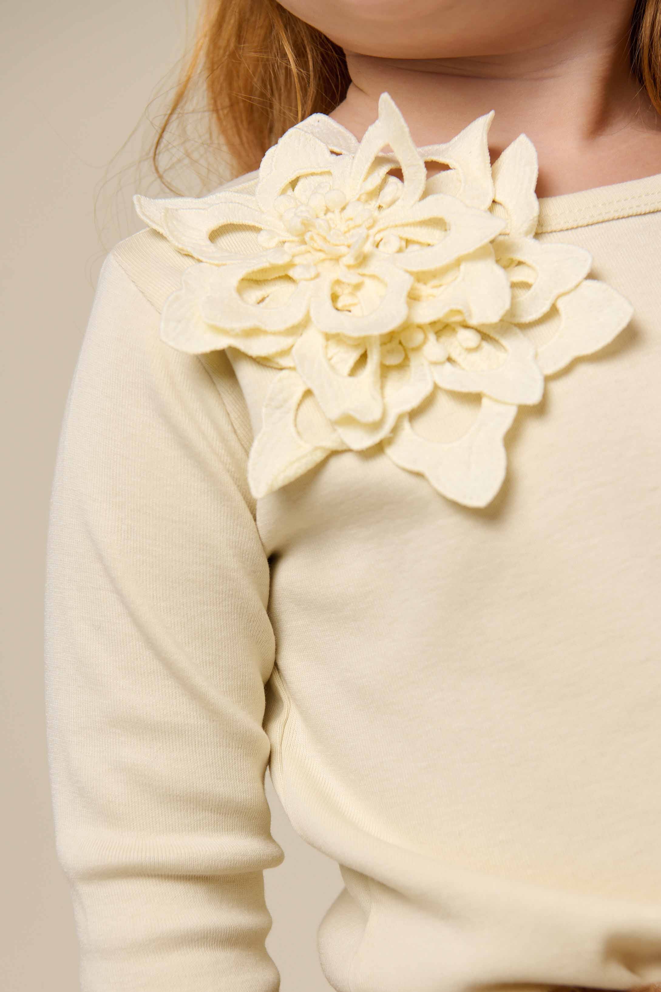 T-Shirt mit Blumenapplikation - Kids - Offwhite | 101231 Sarah